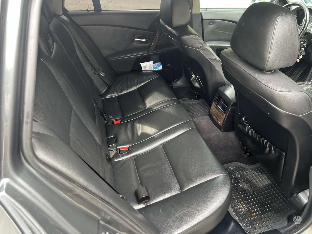 BMW 525, 2.5 l., Универсал
