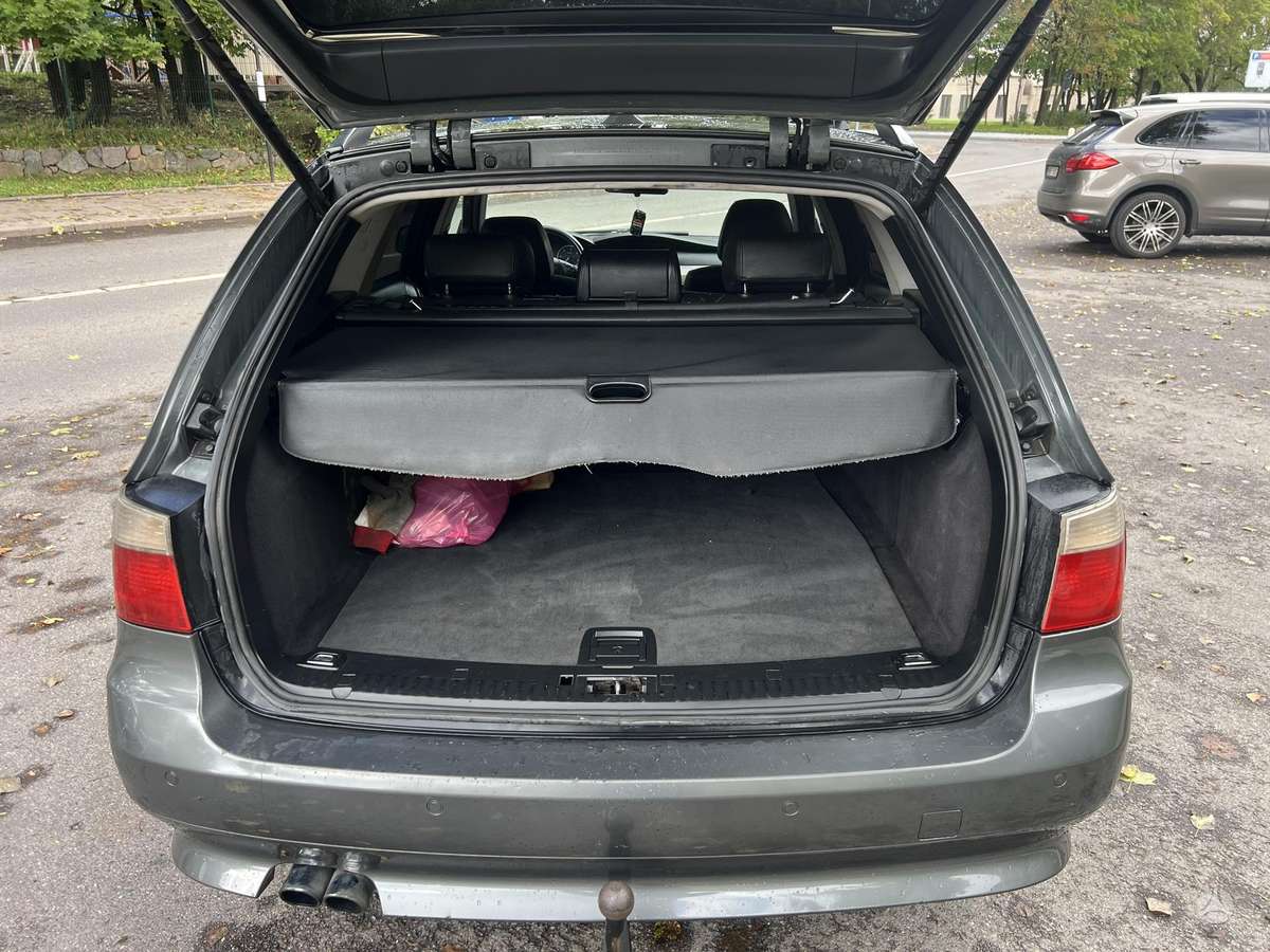 BMW 525, 2.5 l., Универсал