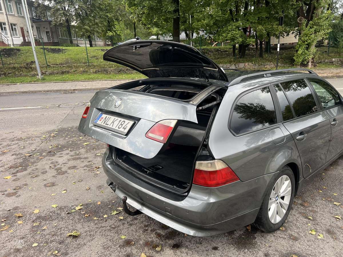 BMW 525, 2.5 l., Универсал