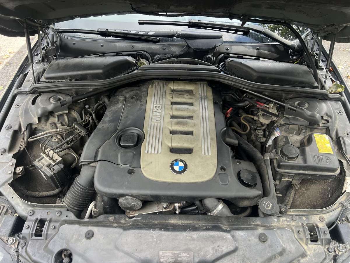 BMW 525, 2.5 l., Универсал