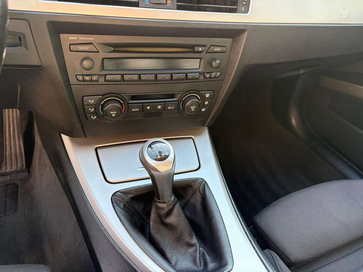 BMW 320, 2.0 l., Универсал