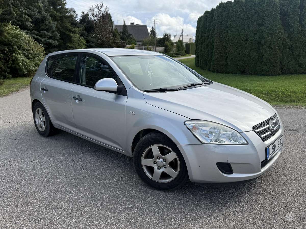 Kia Ceed, 1.4 l., Хэтчбек