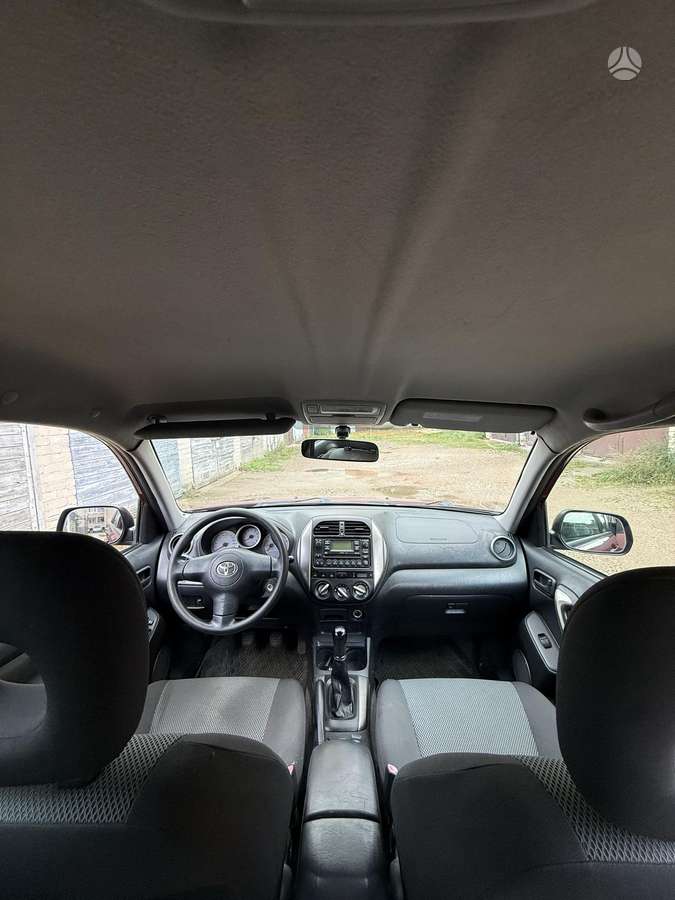 Toyota RAV4 - 5
