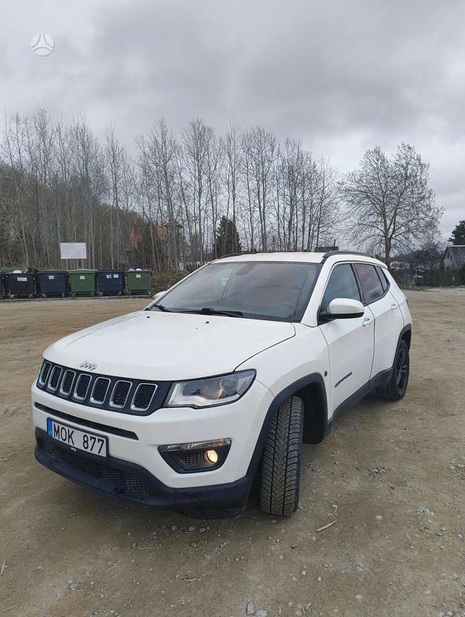 Jeep Compass, 2.4 l., off-road / crossover