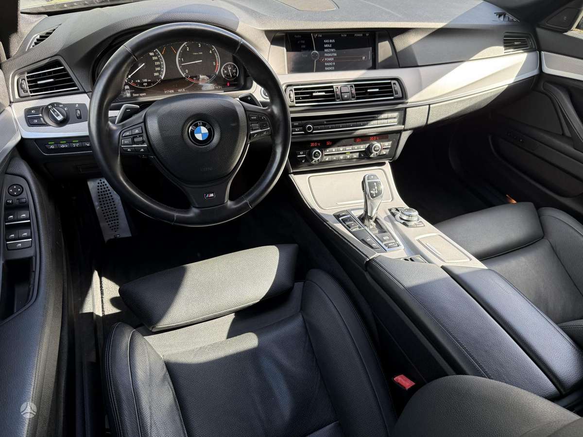 BMW 530, 3.0 l., wagon