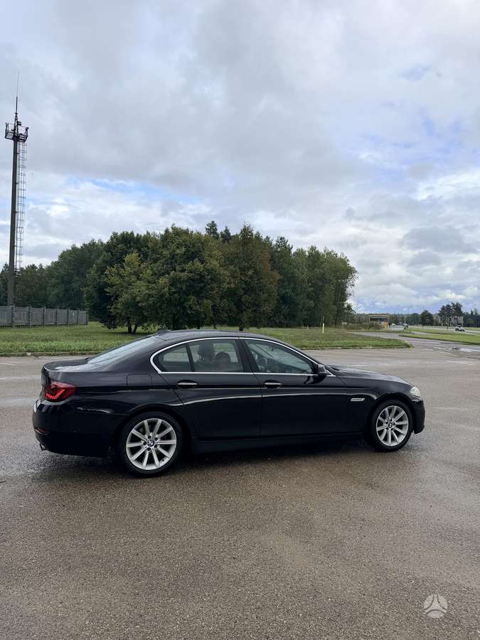 BMW 535, 3.0 l., Седан
