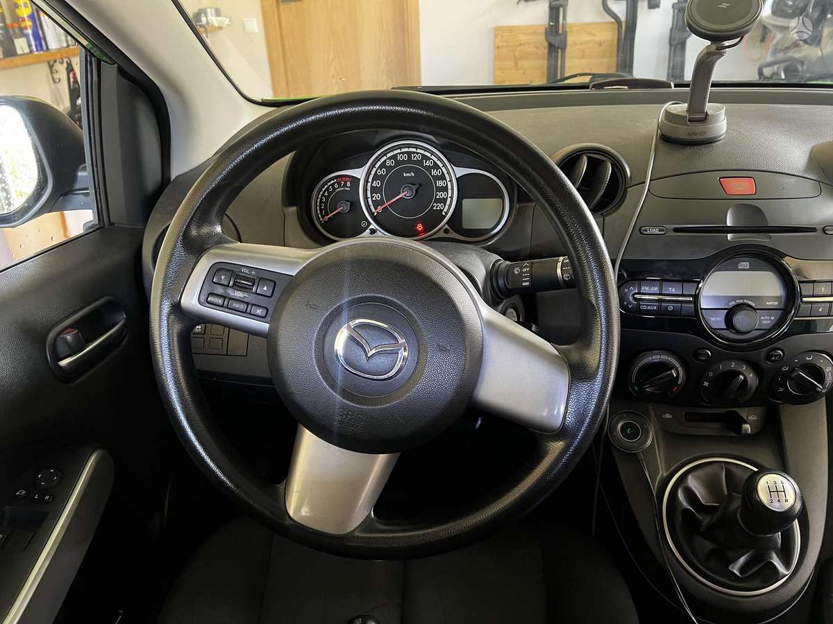Mazda 2, 1.4 l., Хэтчбек