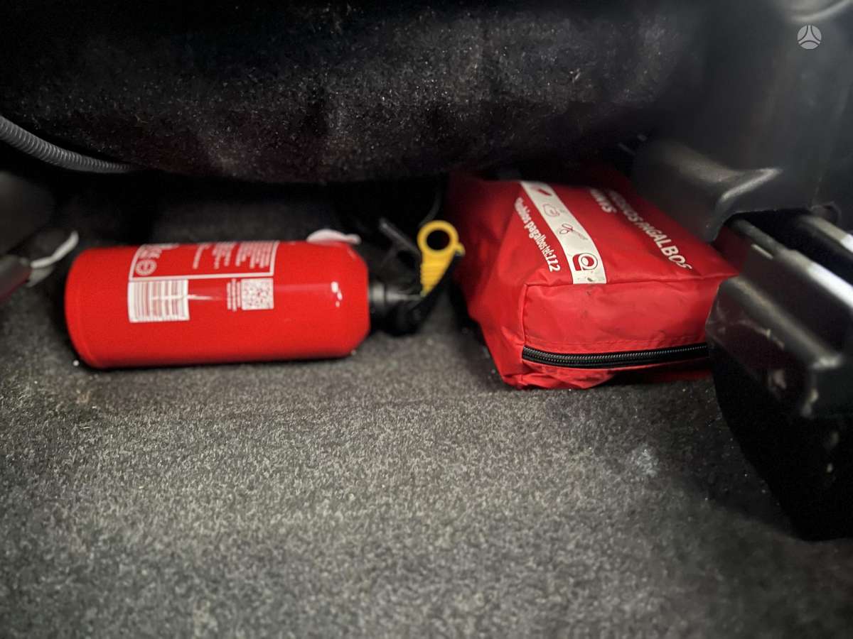 Mazda 2, 1.4 l., hatchback