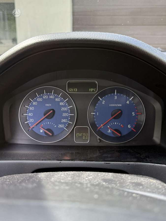 Volvo C30, 1.6 l., hatchback