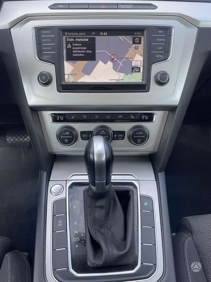 Volkswagen Passat, 2.0 l., Универсал