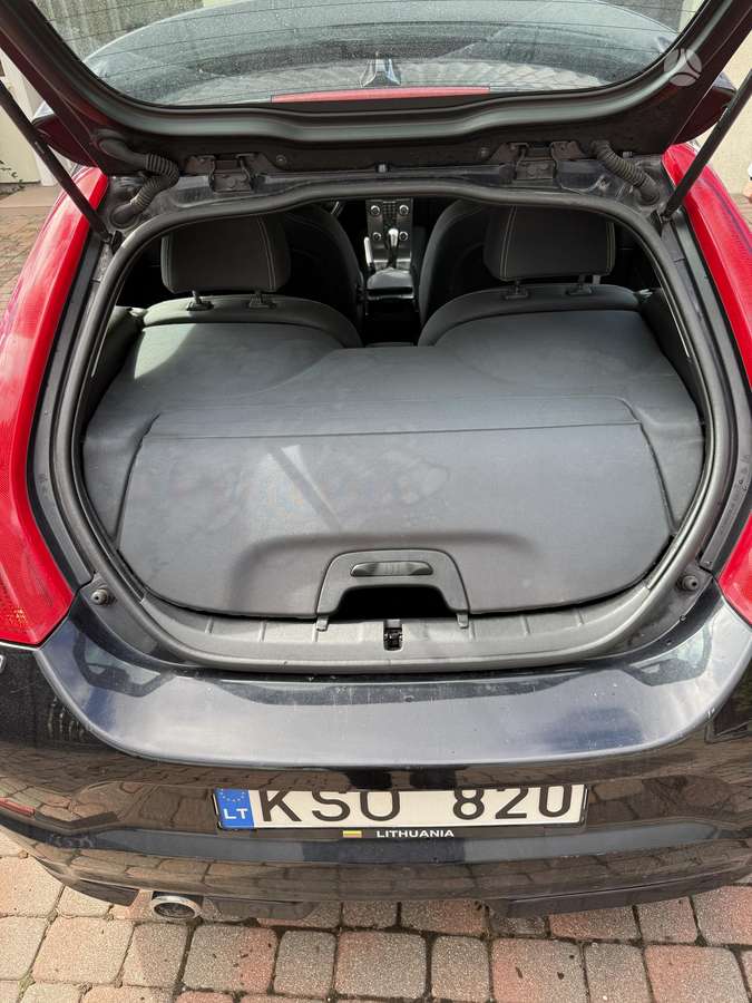 Volvo C30, 1.6 l., Хэтчбек