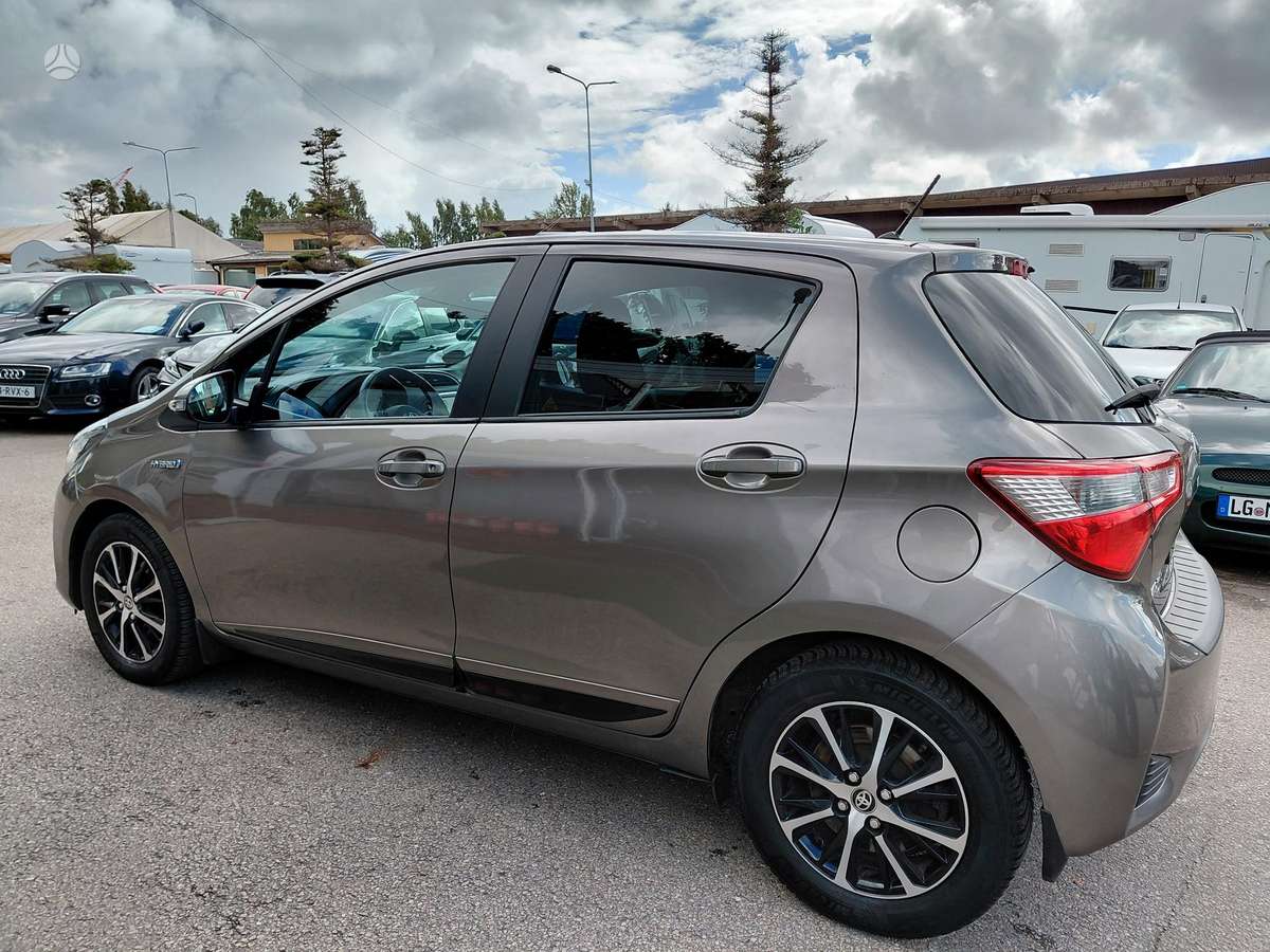 Toyota Yaris - 9