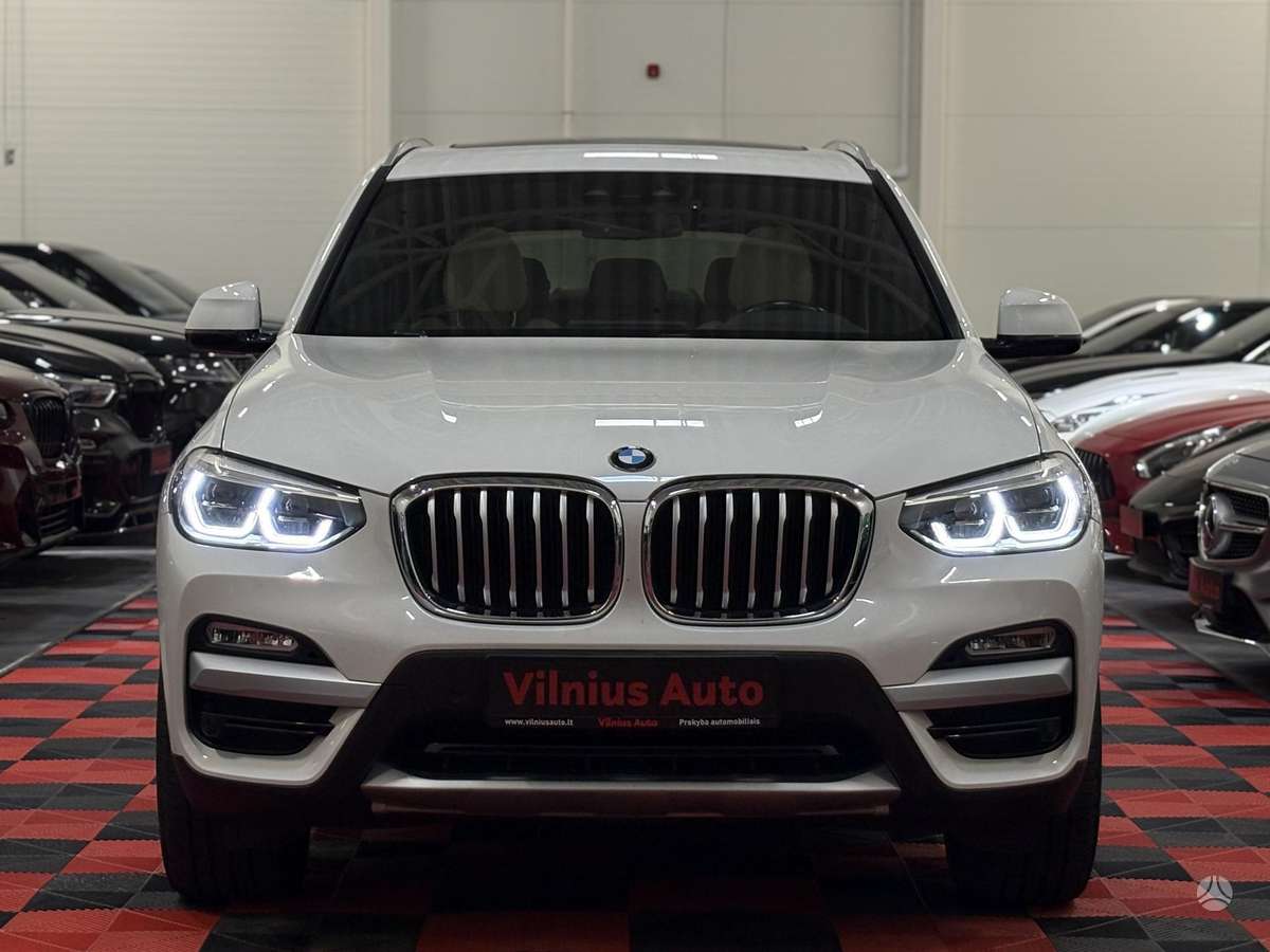 BMW X3, 2.0 l., off-road / crossover