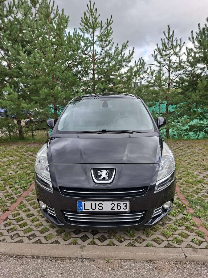 Peugeot 5008 - 4