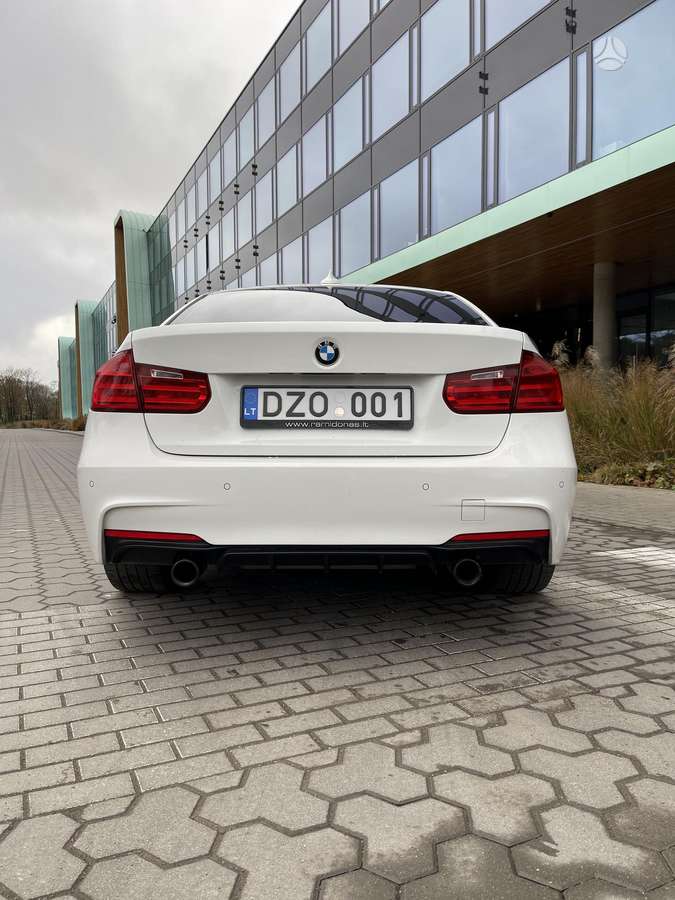 BMW 320, 2.0 l., Седан