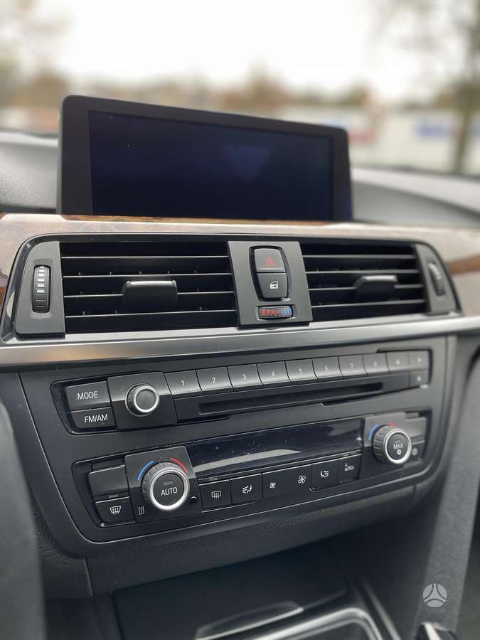BMW 320, 2.0 l., Седан