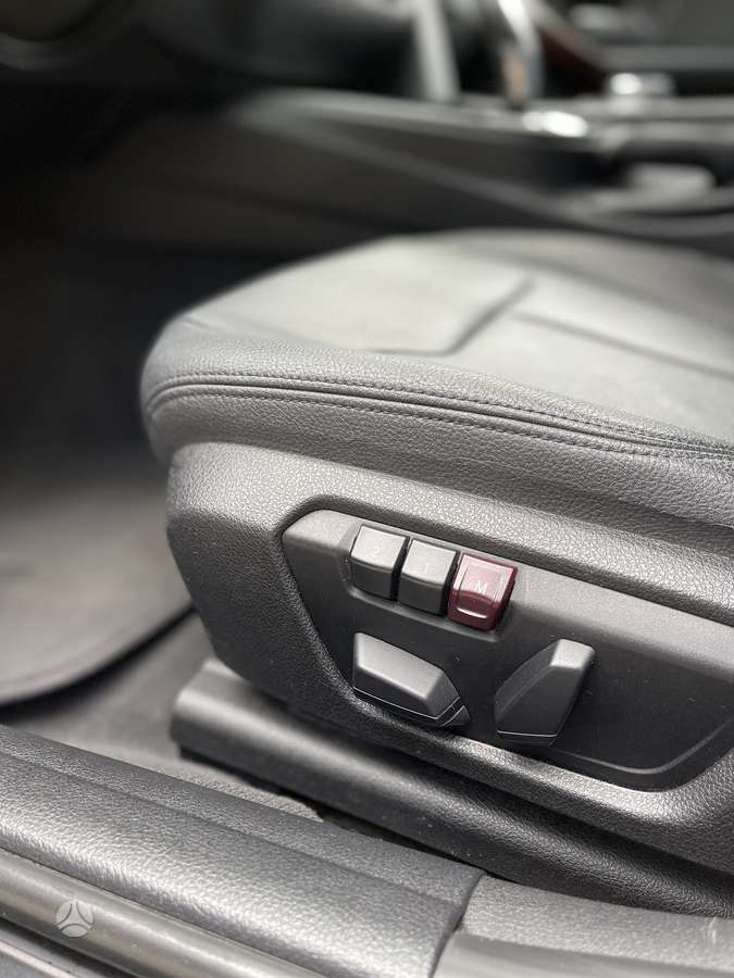 BMW 320, 2.0 l., Седан