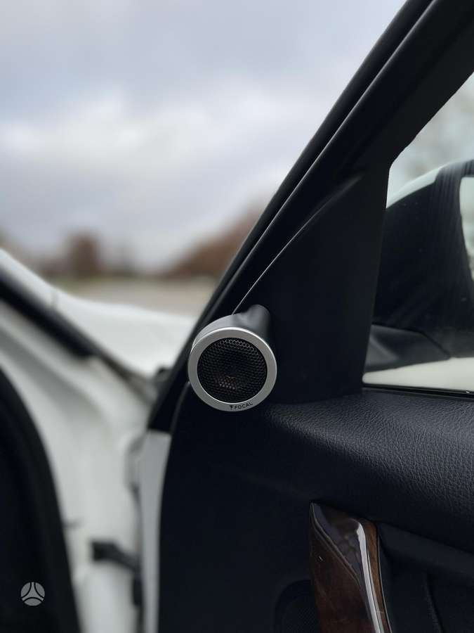 BMW 320, 2.0 l., Седан