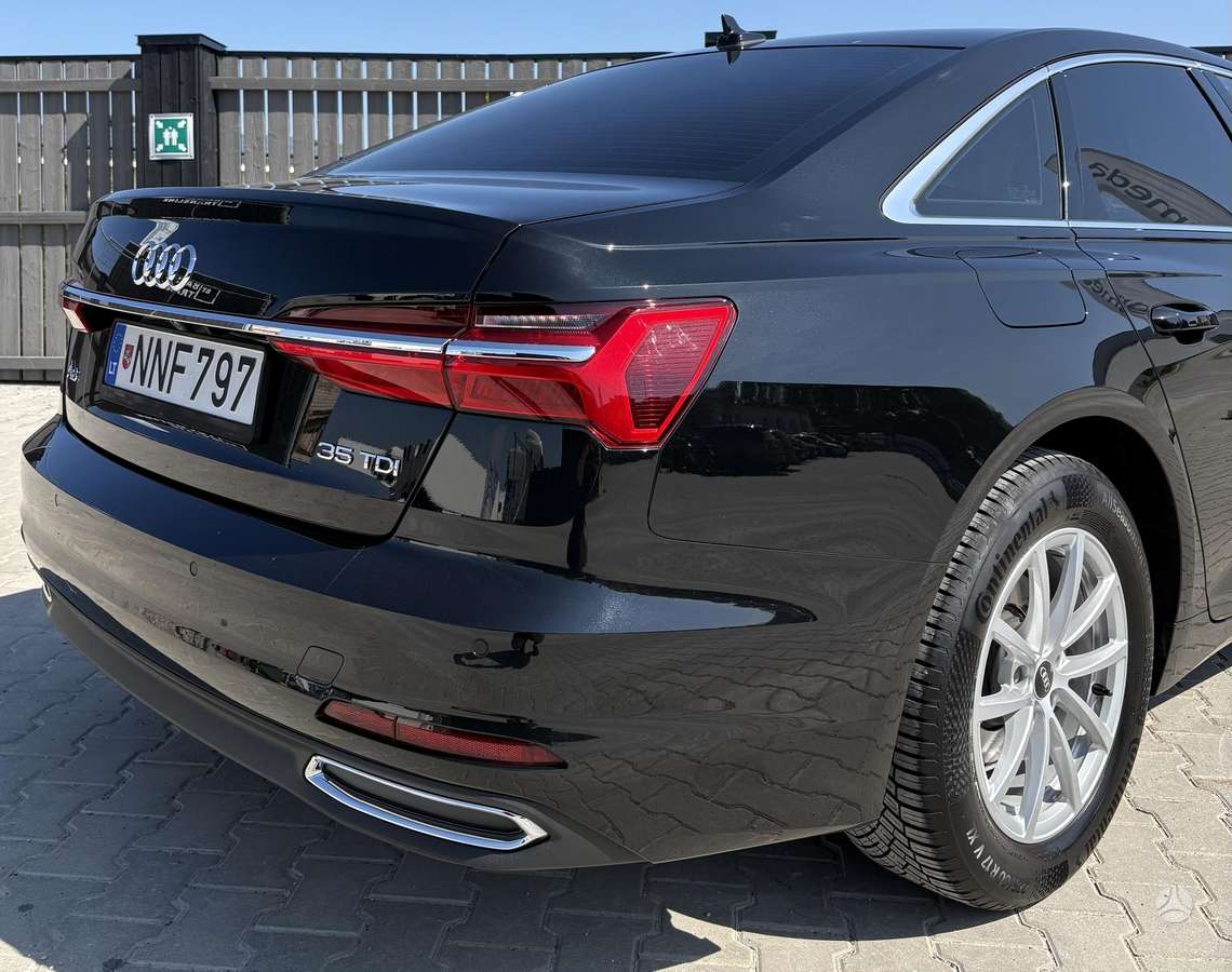Audi A6, 2.0 l., Седан