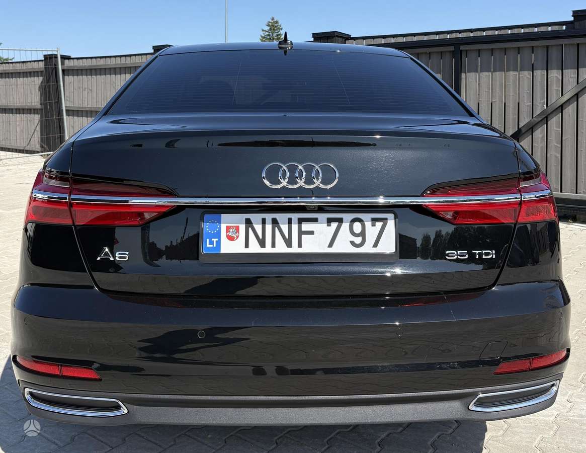 Audi A6, 2.0 l., Седан