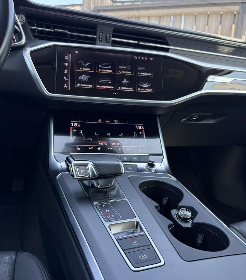 Audi A6, 2.0 l., Седан