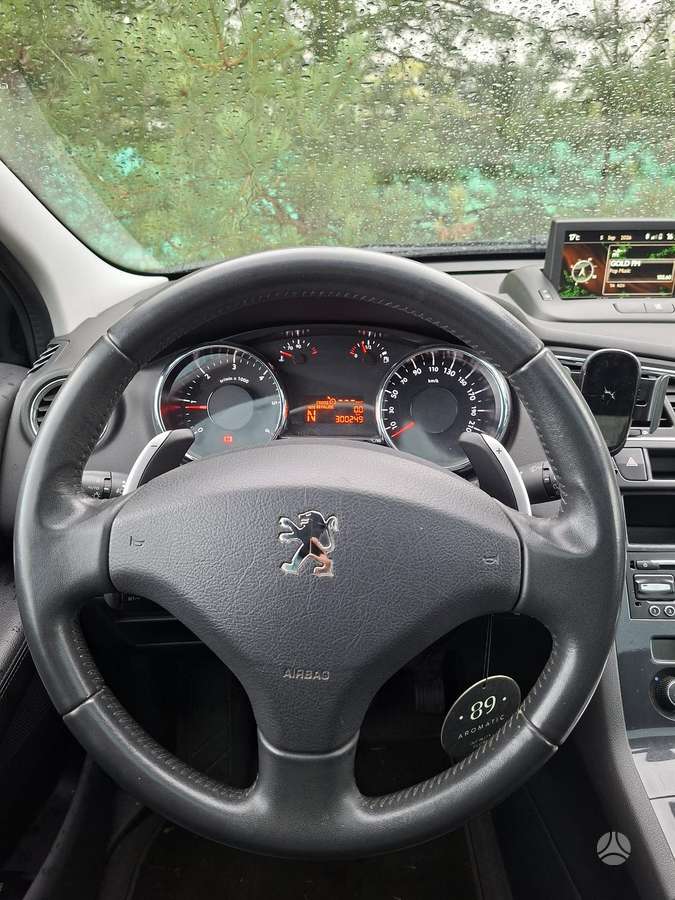 Peugeot 5008 - 9