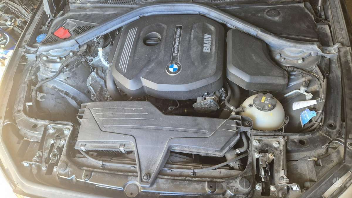 BMW 118, 1.5 l., Хэтчбек
