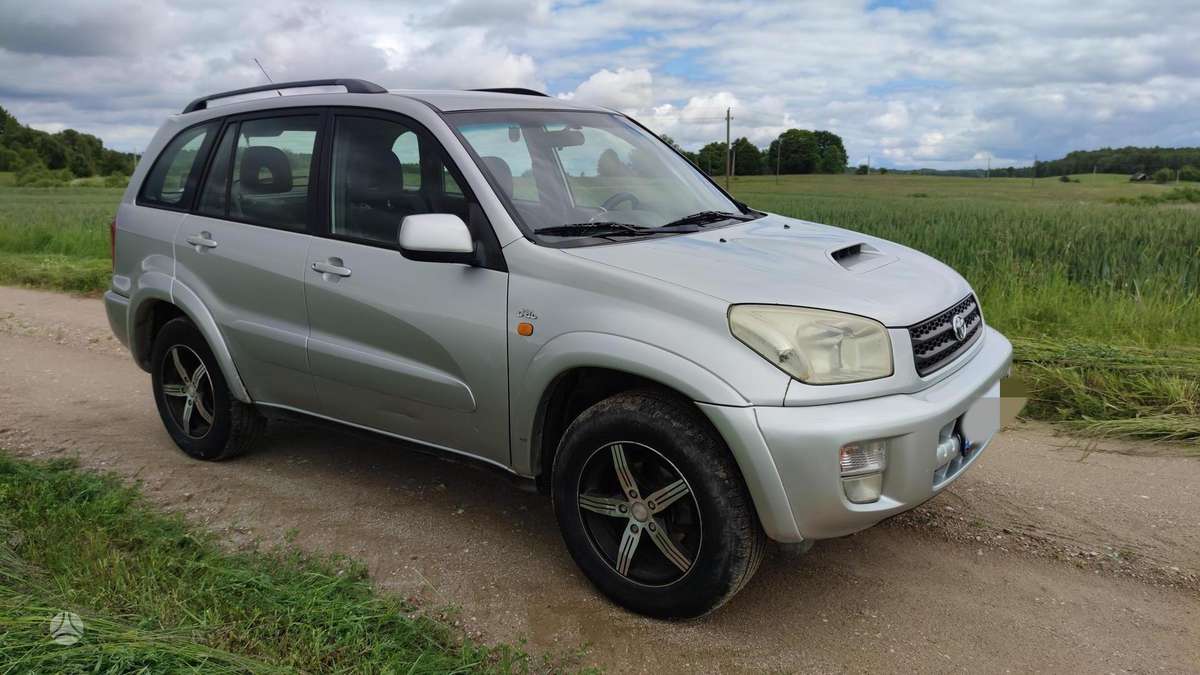 Toyota RAV4 - 2