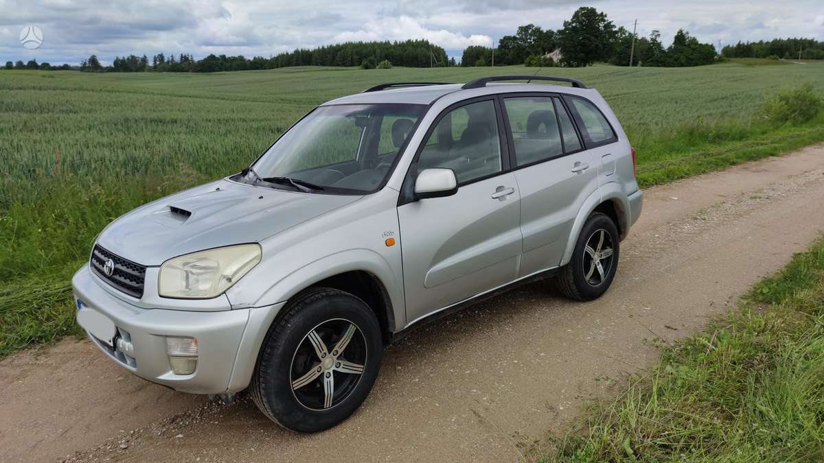 Toyota RAV4 - 3