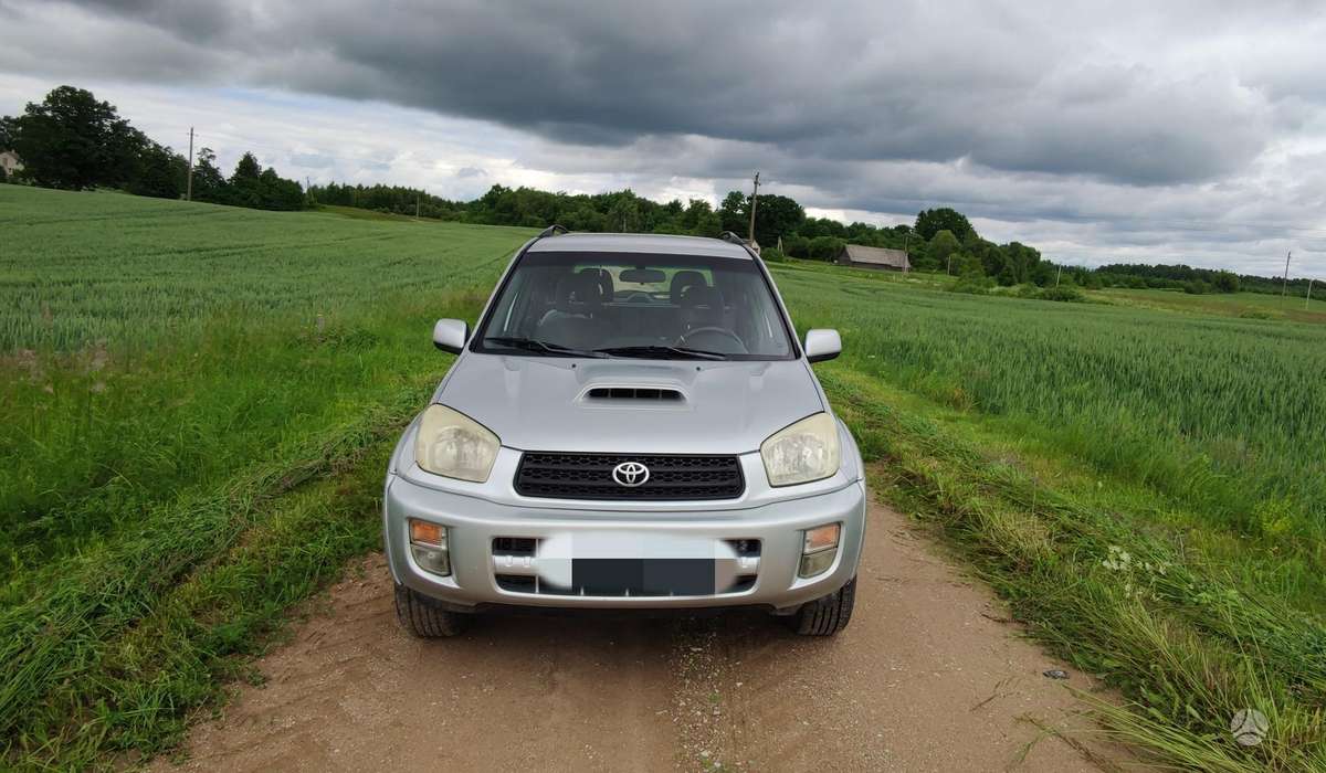Toyota RAV4 - 4
