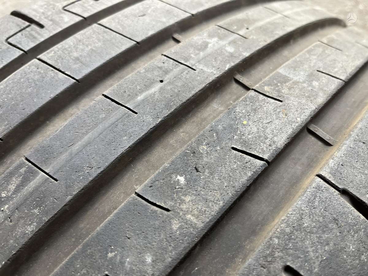 Pirelli PZero pz5 mo, летние 285/40 R22
