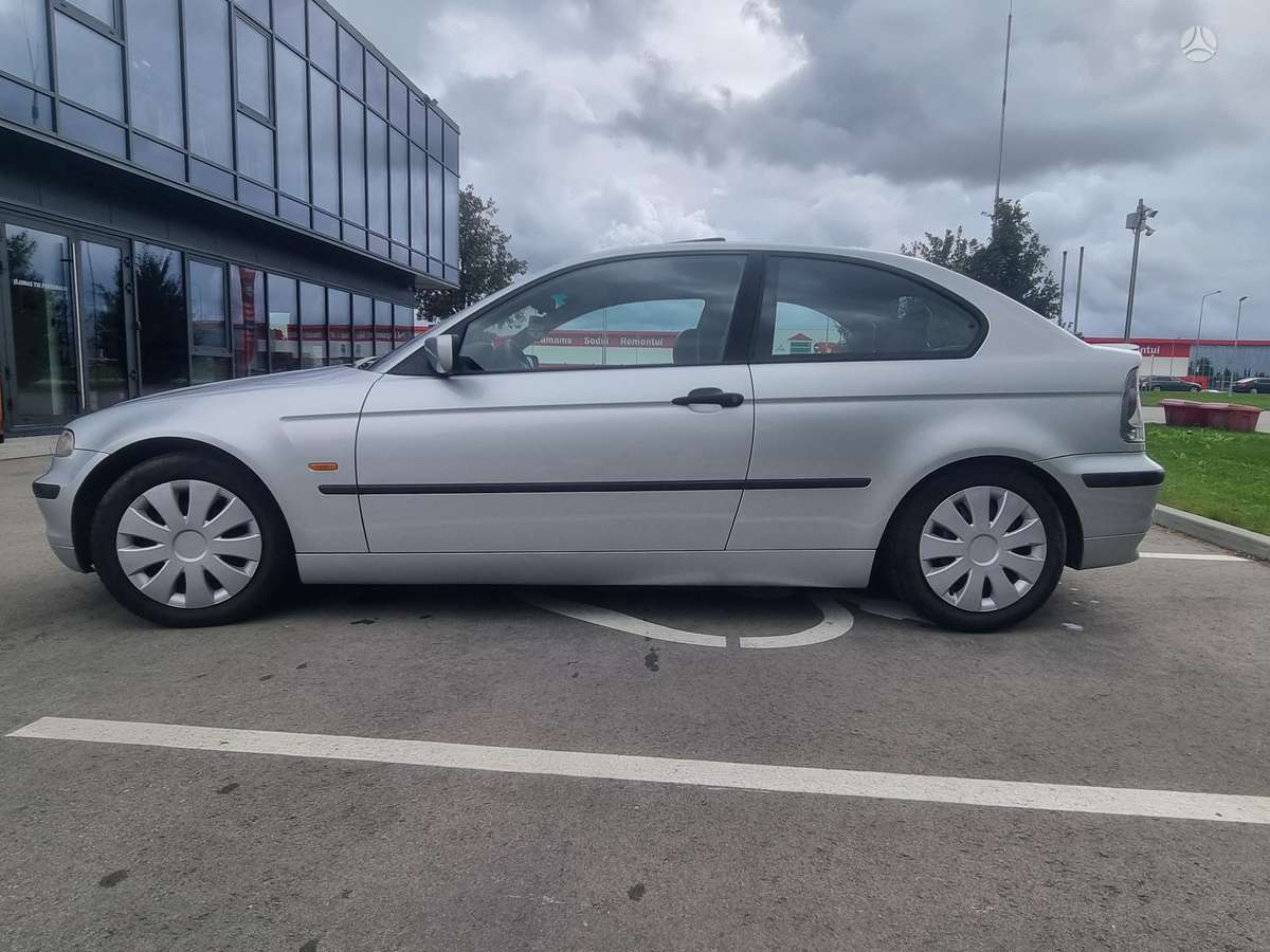 BMW 316, 1.8 l., hatchback