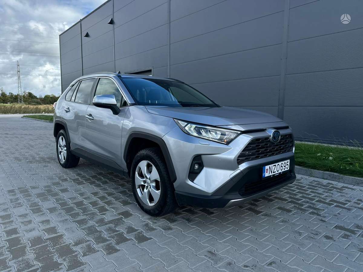 Toyota RAV4 - 5