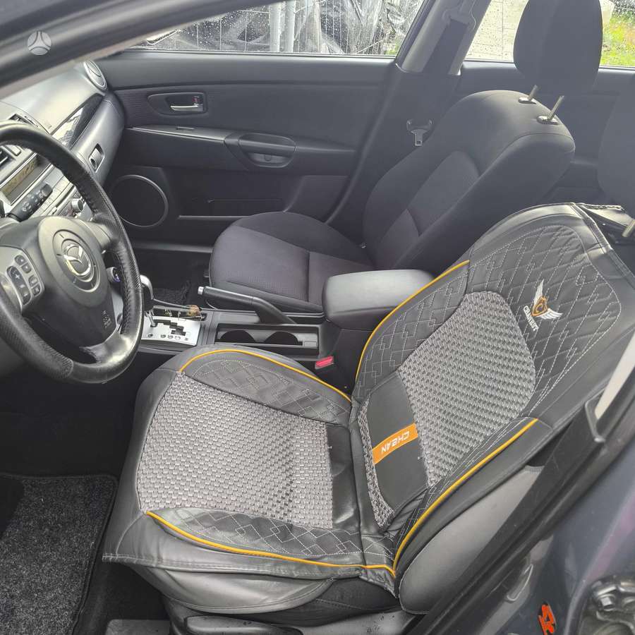 Mazda 3, 1.6 l., Хэтчбек