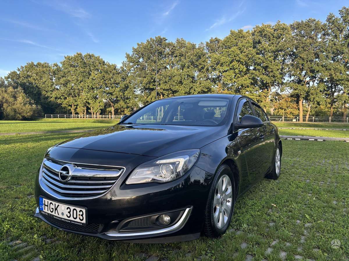 Opel Insignia, 2.0 l., Седан