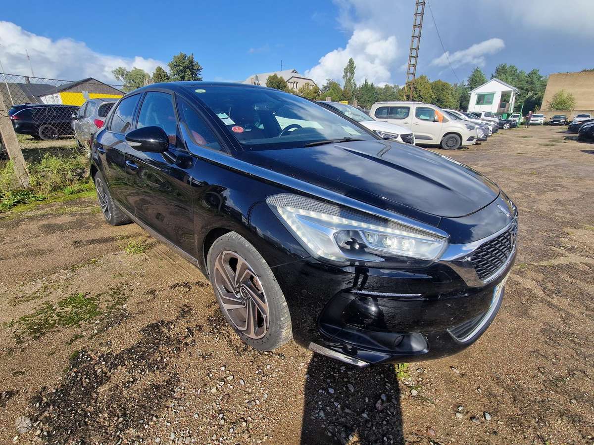 Citroen DS5, 2.0 l., Хэтчбек