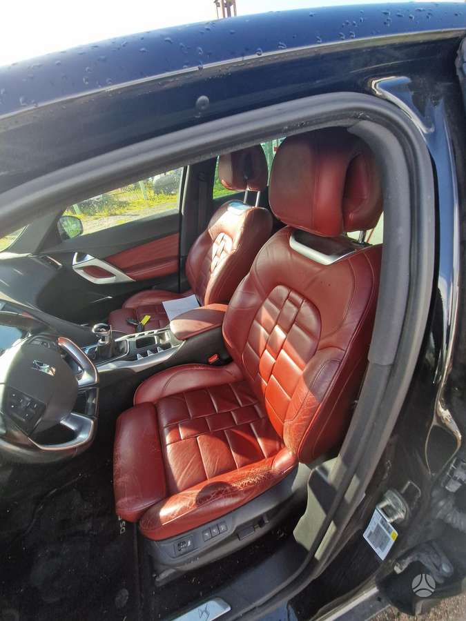 Citroen DS5, 2.0 l., Хэтчбек