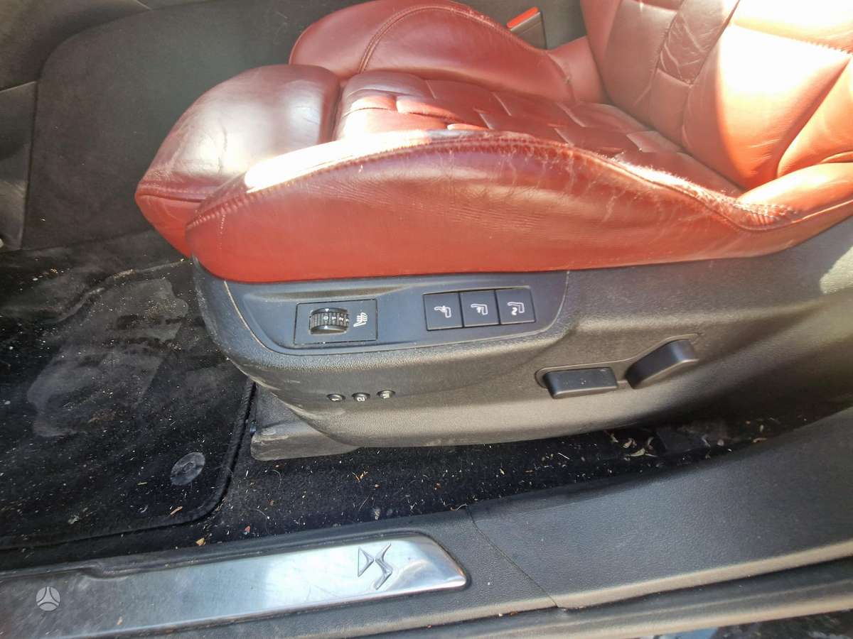 Citroen DS5, 2.0 l., Хэтчбек