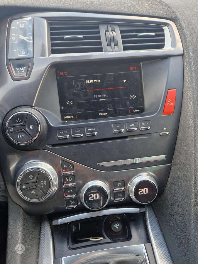 Citroen DS5, 2.0 l., Хэтчбек