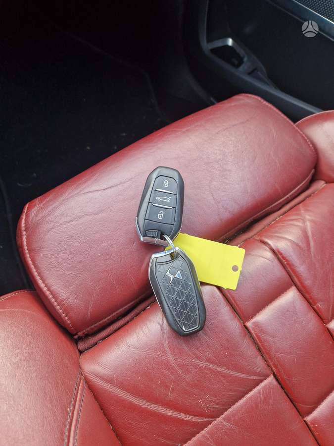 Citroen DS5, 2.0 l., Хэтчбек