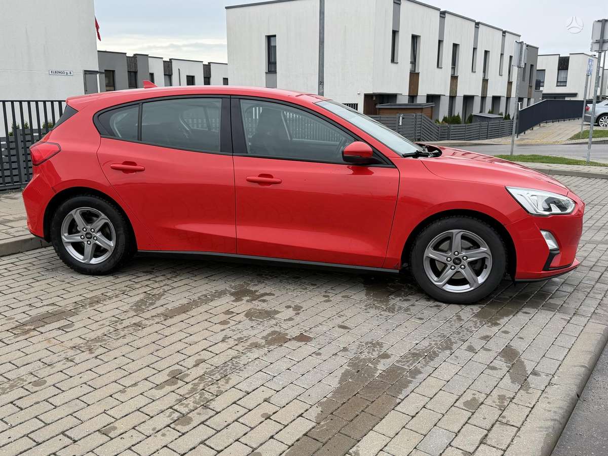 Ford Focus, 1.0 l., hatchback