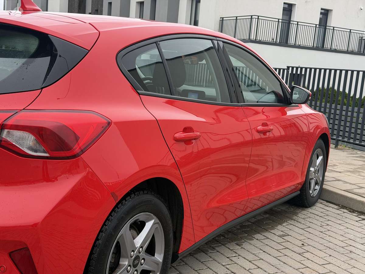 Ford Focus, 1.0 l., hatchback