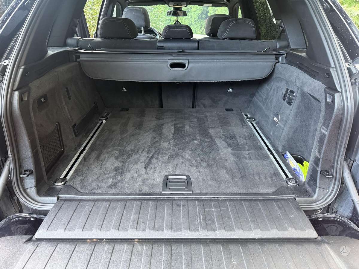 BMW X5, 0.3 l., Внедорожник / Кроссовер
