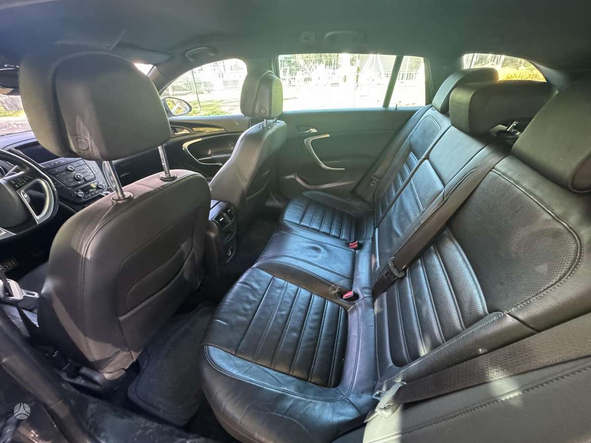 Opel Insignia, 2.0 l., universalas
