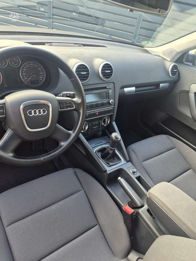 Audi A3, 1.6 l., hečbekas