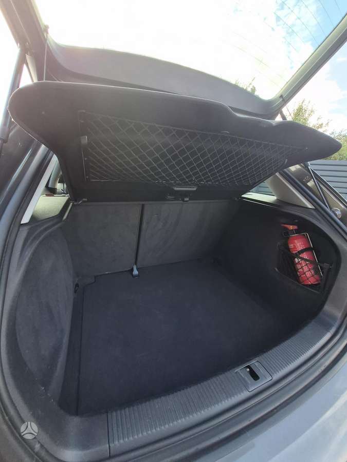 Audi A3, 1.6 l., Хэтчбек