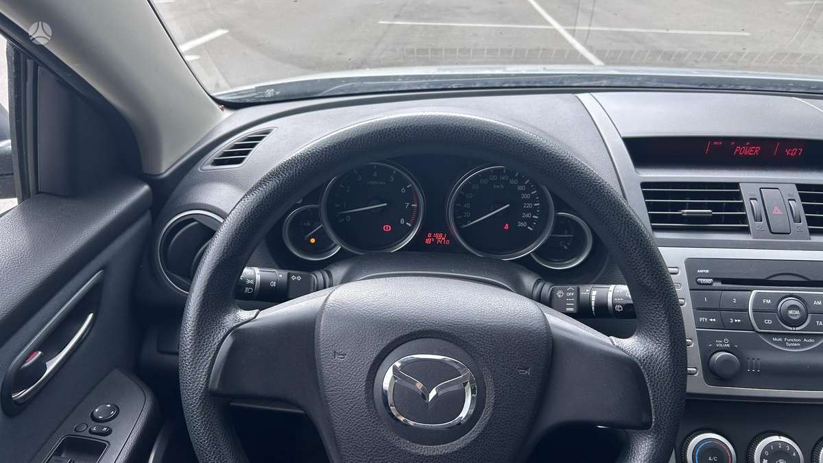 Mazda 6, 1.8 l., Хэтчбек