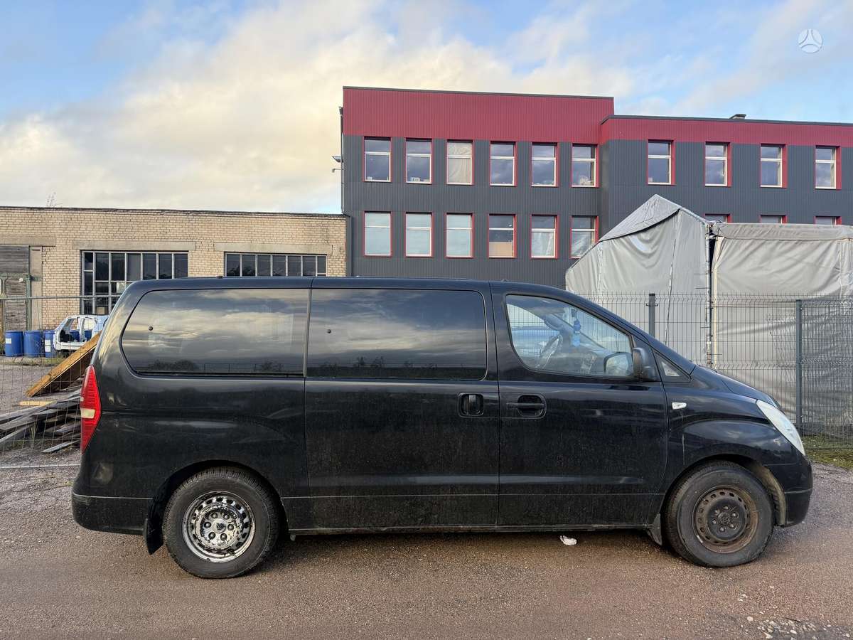 Hyundai H1 - 7