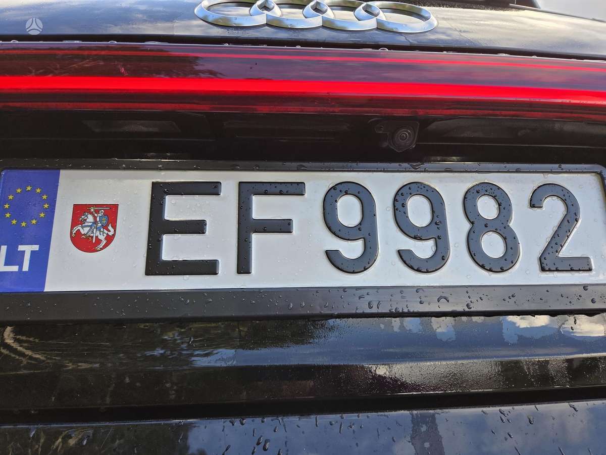 Audi e-tron, 95 кВт·ч, Внедорожник / Кроссовер