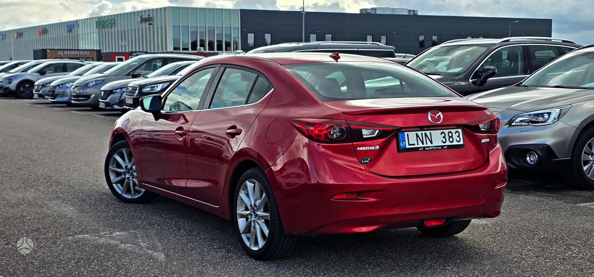 Mazda 3, 2.0 l., Седан